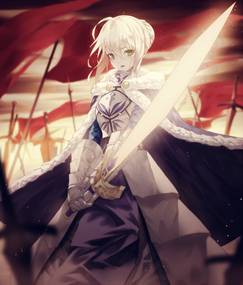 1girl ahoge armor armored_dress artoria_pendragon_(all) blurry blurry_background capelet crying_eye depth_of_field fate/grand_order fate/zero fate_(series) fur_trim gloves green_eyes holding holding_sword holding_weapon looking_at_viewer red_flag saber short_hair sidelocks solo standing sword weapon