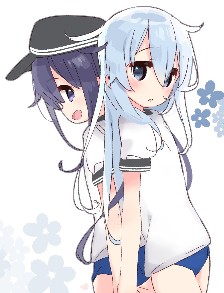 2girls akatsuki_(kantai_collection) back-to-back black_eyes black_hair black_hat blue_buruma blue_eyes buruma flat_cap gym_uniform hat hibiki_(kantai_collection) kantai_collection long_hair looking_at_viewer multiple_girls shirt silver_hair white_shirt yoru_nai