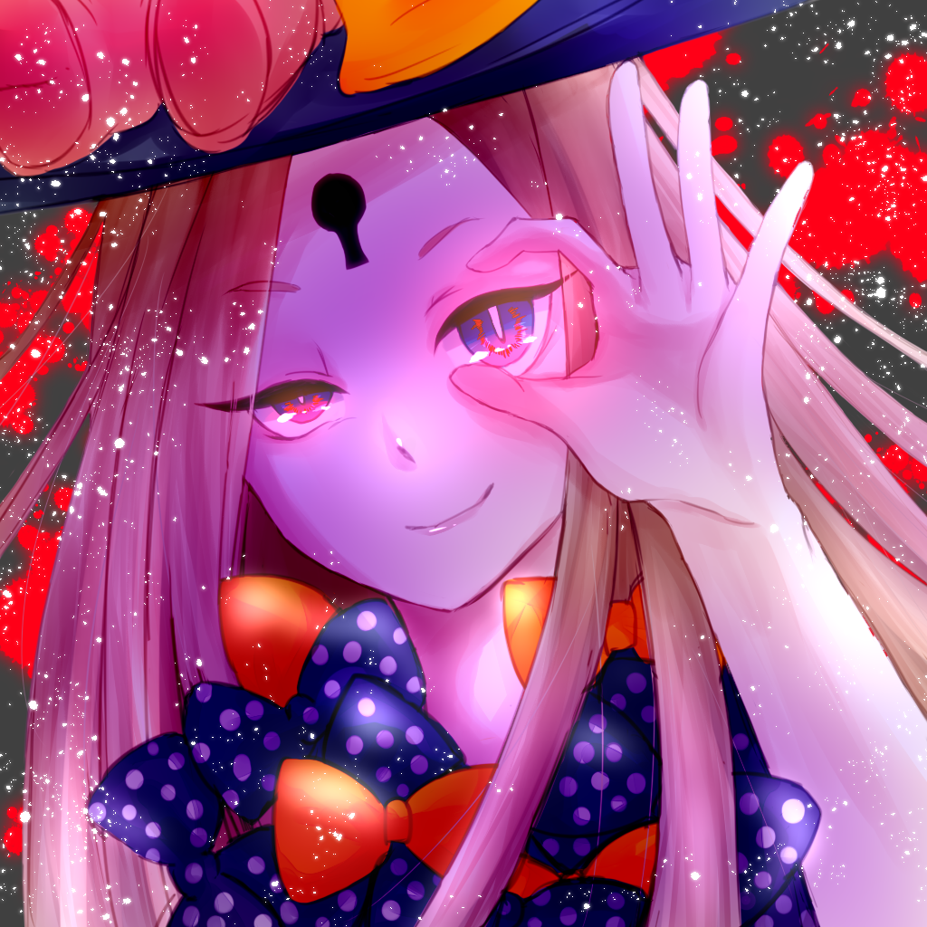 1girl abigail_williams_(fate/grand_order) arm_up bangs black_bow black_hat blonde_hair bow closed_mouth commentary_request eyebrows_visible_through_hair fate/grand_order fate_(series) hat head_tilt keyhole long_hair looking_at_viewer orange_bow parted_bangs polka_dot polka_dot_bow reki_(r_rl4) smile solo stuffed_animal stuffed_toy teddy_bear uneven_eyes very_long_hair violet_eyes witch_hat