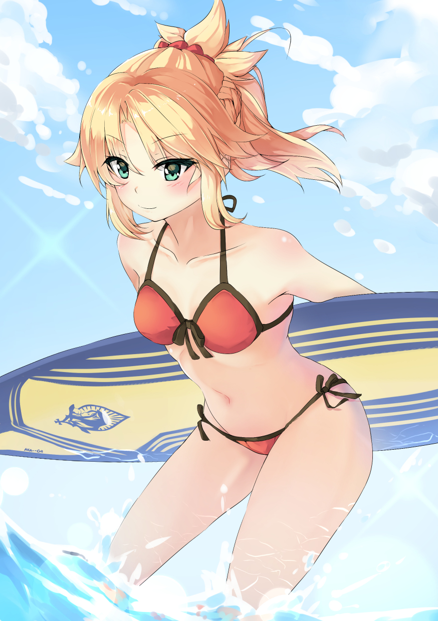 1girl aka--chi aqua_eyes artist_name bikini blonde_hair blue_sky blush braid eyebrows_visible_through_hair fate_(series) french_braid front-tie_top hair_ornament hair_scrunchie high_ponytail highres leaning_forward mordred_(fate) mordred_(fate)_(all) navel red_bikini scrunchie side-tie_bikini sky smile solo splashing surfboard swimsuit wading