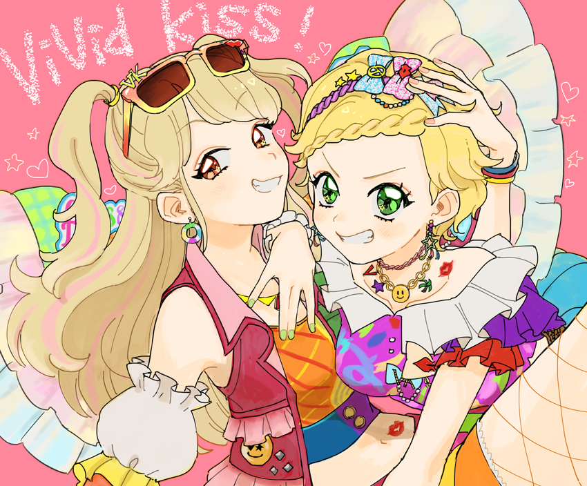 aikatsu! bare_shoulders blonde_hair blush bracelet braid detached_sleeves earrings green_eyes grin hair_ornament heart idol jewelry lipstick_mark long_hair looking_at_viewer midriff multicolored_hair multiple_girls nail_polish natsuki_mikuru navel open_mouth pink_background red_eyes sakana_(skn) shinjou_hinaki short_hair shorts simple_background smile star star_hair_ornament sunglasses two_side_up