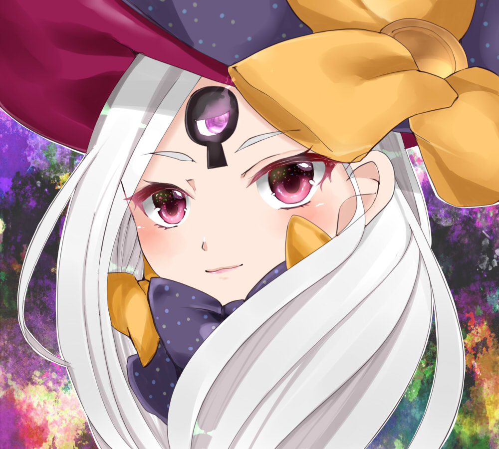 1girl abigail_williams_(fate/grand_order) bangs black_bow blush bow closed_mouth face fate/grand_order fate_(series) glowing hat hat_bow head_tilt long_hair looking_at_viewer orange_bow parted_bangs polka_dot polka_dot_bow purple_hat silver_hair smile solo tare_usagi violet_eyes witch_hat