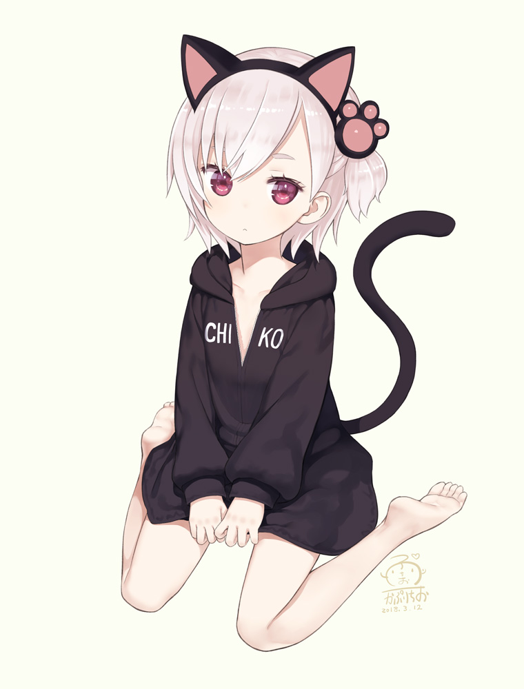 1girl :&lt; animal_ears artist_name barefoot black_hoodie capriccio cat_ears cat_tail character_name closed_mouth commentary_request dated fake_animal_ears full_body hood hood_down hoodie kaburi_chiko long_sleeves looking_at_viewer naked_hoodie one_side_up original partially_unzipped paw_hair_ornament pink_eyes short_hair signature simple_background sitting solo tail wariza white_hair