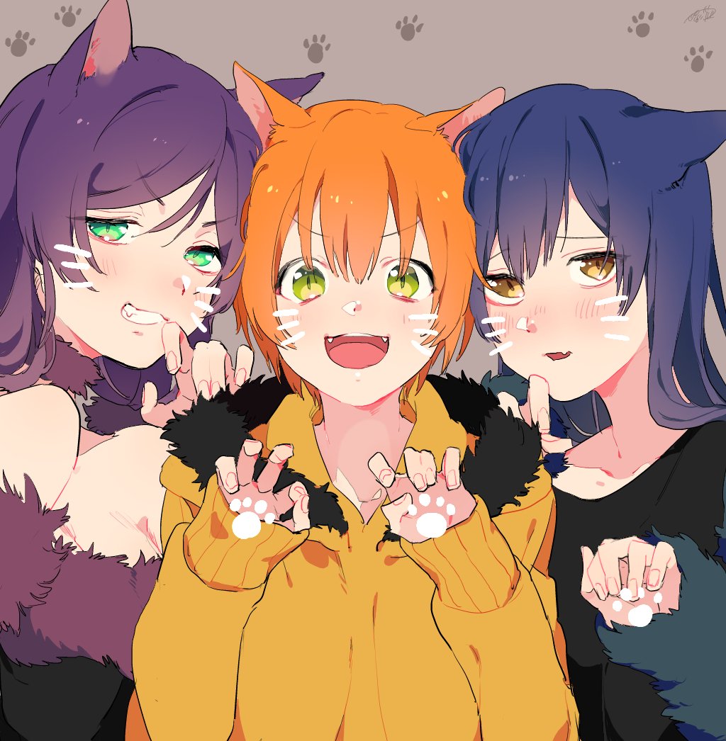 3girls animal_ears bangs blue_hair blush cat_ears commentary_request eyebrows_visible_through_hair fang fur_trim green_eyes grin hair_between_eyes hoshizora_rin kemonomimi_mode lily_white_(love_live!) long_hair looking_at_viewer love_live! love_live!_school_idol_project multiple_girls nagimori_shou open_mouth orange_hair paw_pose paw_print purple_hair sandwiched short_hair smile sonoda_umi toujou_nozomi twintails upper_body yellow_eyes