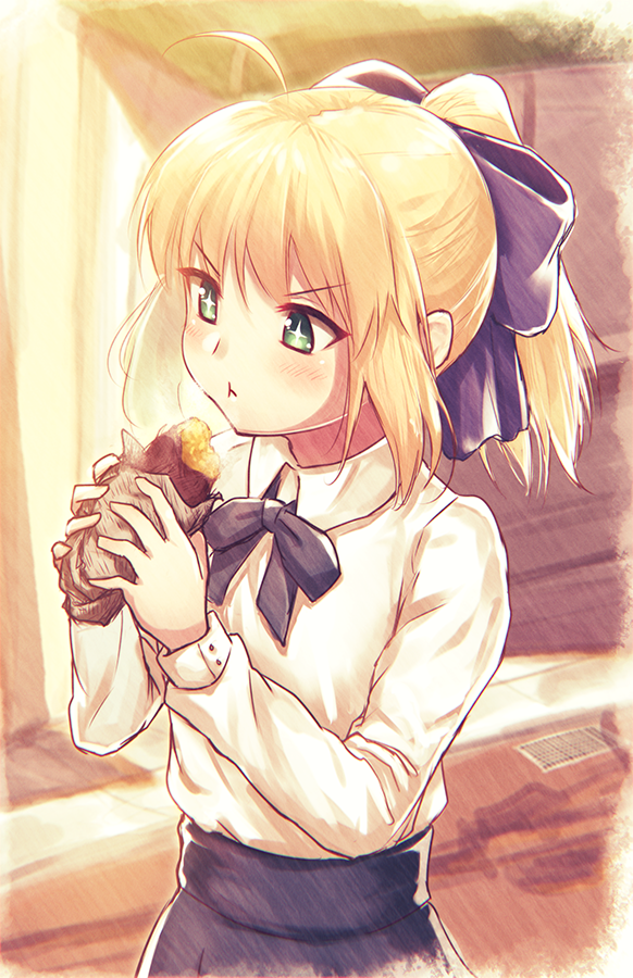1girl :t ahoge artoria_pendragon_(all) blonde_hair blue_bow blue_neckwear blue_skirt blush bow bowtie closed_mouth collared_shirt day eating fal fate/stay_night fate_(series) food green_eyes hair_bow helmet holding holding_food long_sleeves outdoors ponytail road saber shiny shiny_hair shirt short_hair sidelocks skirt solo sparkling_eyes steam street sweet_potato upper_body v-shaped_eyebrows winged_helmet wrapper