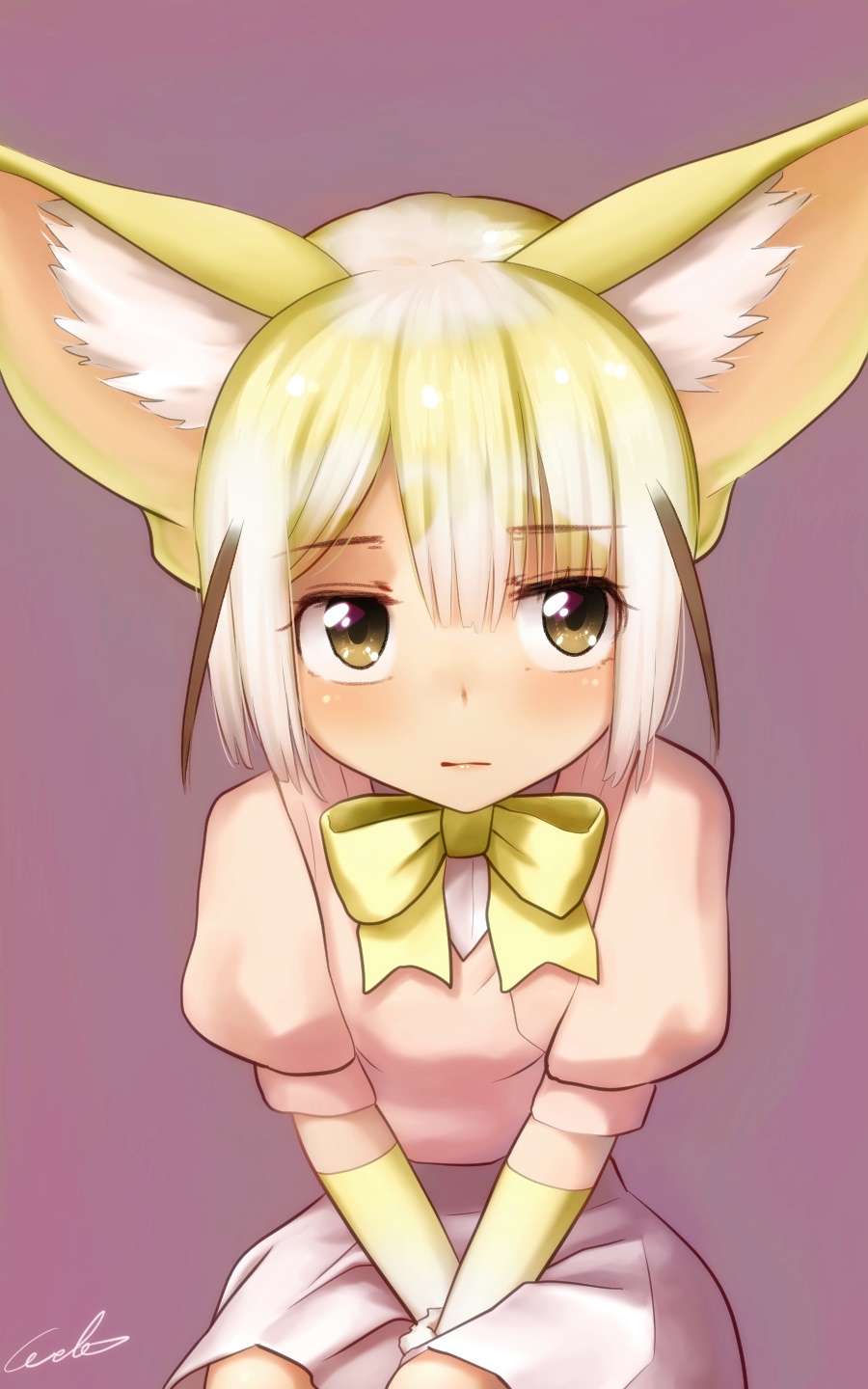 1girl animal_ears artist_name bangs between_legs big_eyes blonde_hair blush bow brown_eyes closed_mouth commentary_request eyebrows_visible_through_hair fennec_(kemono_friends) fox_ears gloves hair_between_eyes hand_between_legs highres kemono_friends looking_at_viewer pink_shirt purple_background shirt short_hair short_sleeves signature skirt solo welt_(kinsei_koutenkyoku) yellow_bow