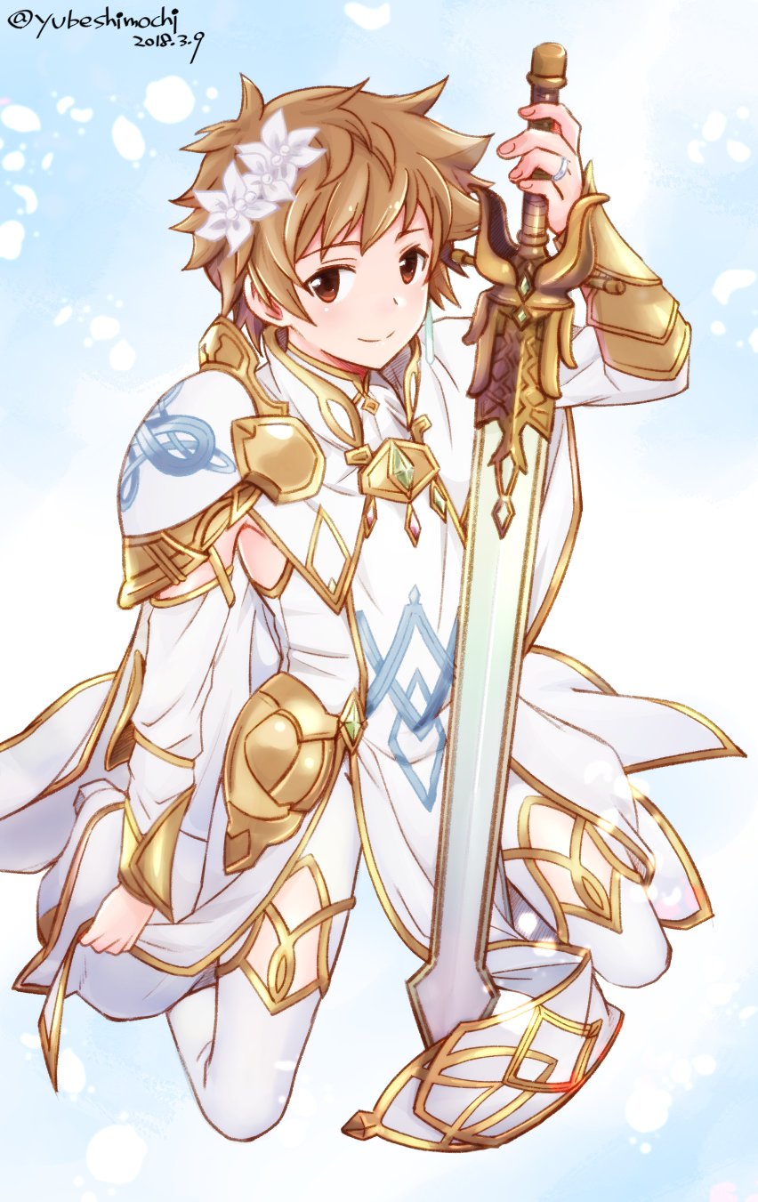 1boy akari_seisuke brown_eyes brown_hair cosplay flower gran_(granblue_fantasy) granblue_fantasy hair_flower hair_ornament highres knights_of_glory male_focus smile solo sword the_glory the_glory_(cosplay) weapon white_armor