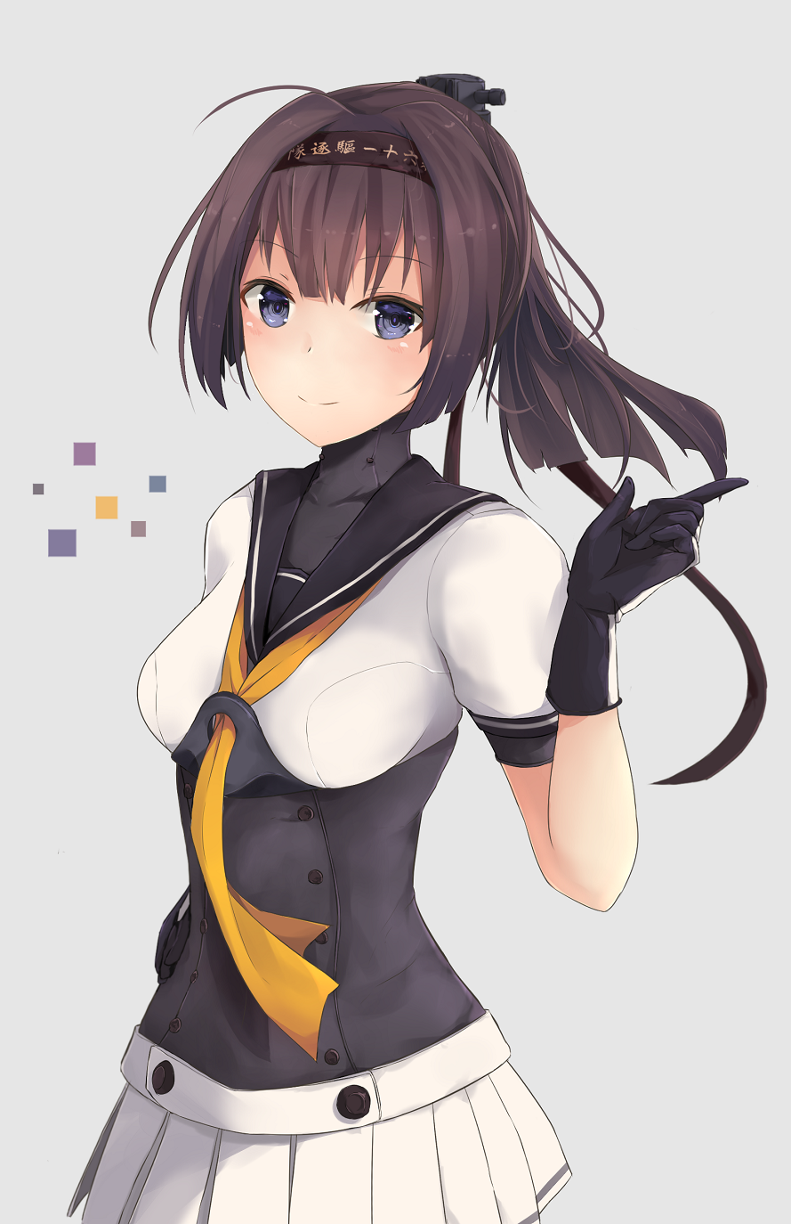 1girl akizuki_(kantai_collection) bangs black_gloves black_hair black_headband black_sailor_collar breasts closed_mouth clothes_writing commentary_request eyebrows_visible_through_hair gloves grey_background hachimaki headband highres jenson_tw kantai_collection long_hair looking_at_viewer medium_breasts multicolored multicolored_clothes multicolored_gloves pleated_skirt ponytail revision sailor_collar school_uniform serafuku short_sleeves skirt smile solo violet_eyes white_skirt yellow_neckwear