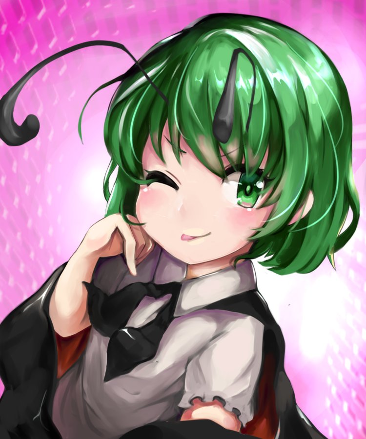 1860_(ichi) 1girl ;p antennae cape commentary_request eyebrows_visible_through_hair eyelashes gradient gradient_background green_eyes green_hair hand_on_own_cheek looking_at_viewer one_eye_closed shirt short_hair short_sleeves smile solo tongue tongue_out touhou upper_body white_shirt wriggle_nightbug