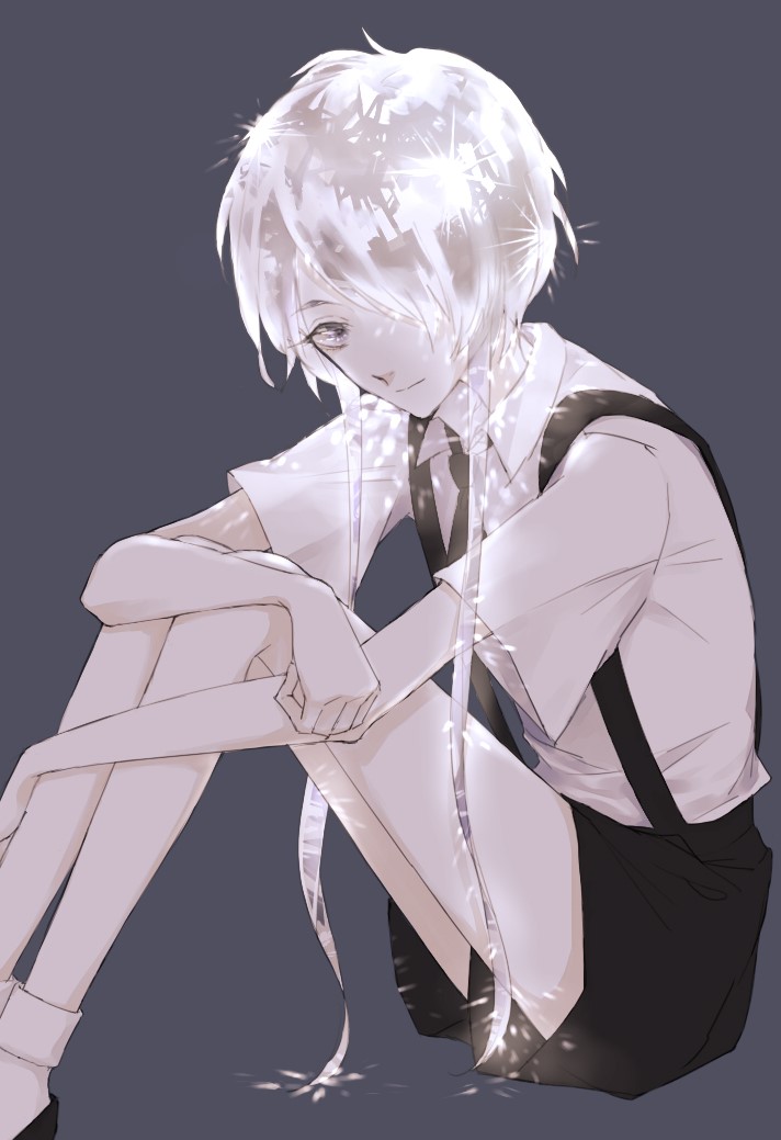 androgynous gem_uniform_(houseki_no_kuni) ghost_quartz_(houseki_no_kuni) glowing glowing_hair grey_eyes hair_over_one_eye houseki_no_kuni looking_at_viewer necktie short_hair sitting smile solo sparkle suspenders white_eyes white_hair