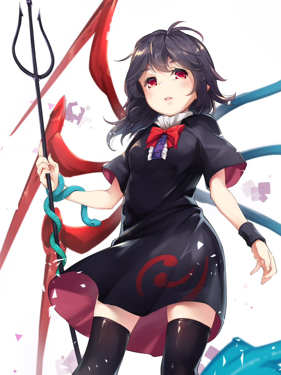 1girl asutora asymmetrical_wings black_dress black_hair black_legwear blush bow breasts cowboy_shot dress eyebrows_visible_through_hair highres holding holding_weapon houjuu_nue looking_at_viewer medium_breasts neck_bow parted_lips polearm red_bow red_eyes red_neckwear short_dress short_sleeves simple_background snake solo standing thigh-highs touhou trident weapon white_background wings wristband zettai_ryouiki