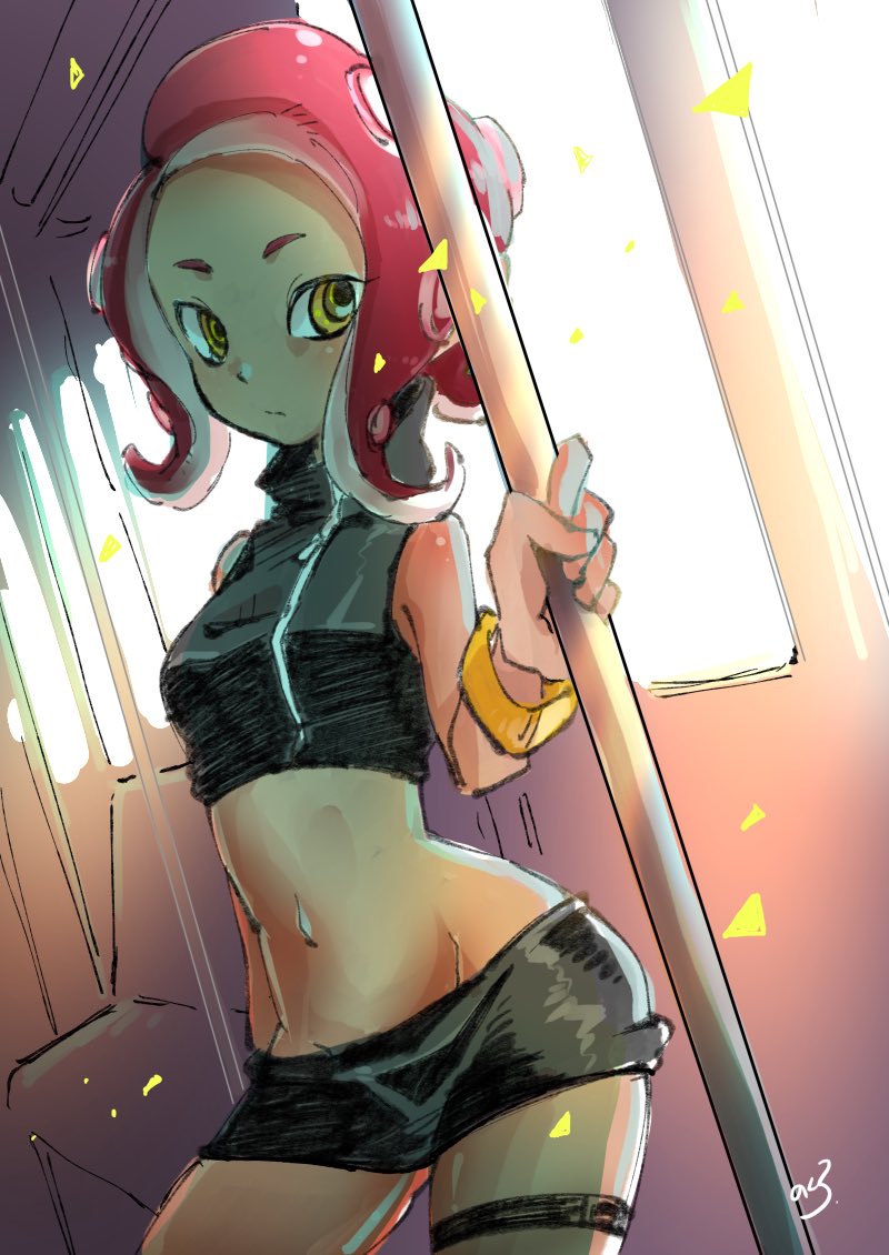 1girl agent_8 artist_name black_shirt bracelet brown_eyes closed_mouth crop_top dark_skin dutch_angle groin jewelry light_frown light_particles makeup mascara microskirt midriff navel noshiro_(svnxyg) octoling pointy_ears redhead shirt short_hair signature skirt sleeveless sleeveless_shirt splatoon splatoon_2 splatoon_2:_octo_expansion squidbeak_splatoon standing tentacle_hair thigh_strap train_interior