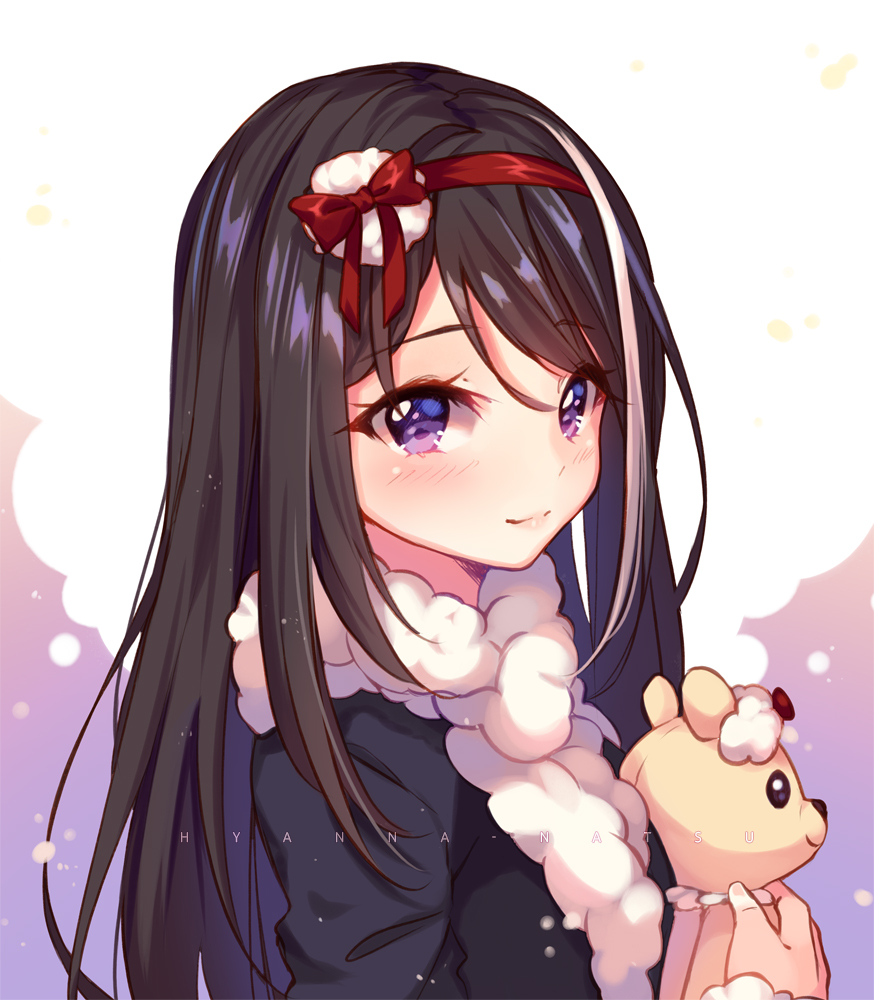 1girl artist_name black_hair black_shirt blush borrowed_character bow closed_mouth commission eyebrows_visible_through_hair fur_scarf hair_ribbon hairband holding hyanna-natsu long_hair long_sleeves looking_at_viewer looking_to_the_side multicolored_hair original red_bow red_hairband ribbon scarf shiny shiny_hair shirt smile solo streaked_hair stuffed_animal stuffed_toy teddy_bear upper_body violet_eyes white_hair white_scarf