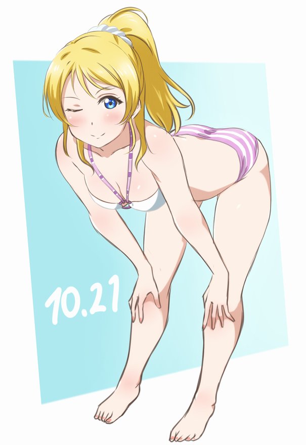 1girl ;) ayase_eli bare_legs barefoot bent_over blonde_hair blue_background blue_eyes blush breasts cleavage dated halterneck hands_on_own_knees leaning_forward looking_at_viewer love_live! love_live!_school_idol_project medium_breasts o-ring_bikini one_eye_closed ponytail scrunchie sidelocks smile solo striped_bikini_bottom turkey_min white_scrunchie