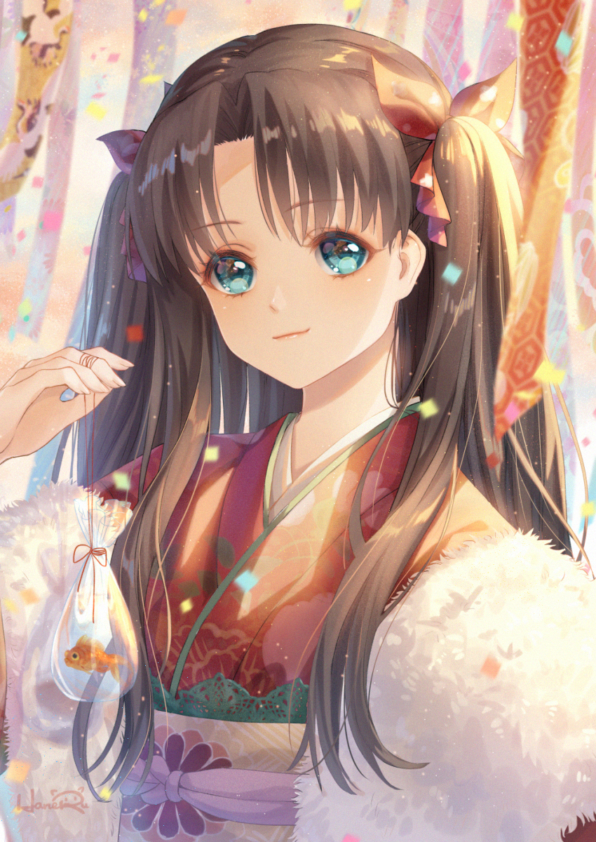 1girl animal bag bagged_fish bangs blue_eyes blush brown_hair closed_mouth commentary_request eyebrows_visible_through_hair fate/stay_night fate_(series) fish floral_print fur_trim goldfish hair_ribbon haneru head_tilt highres holding japanese_clothes kimono long_hair looking_at_viewer obi parted_lips print_kimono red_kimono red_ribbon ribbon sash solo tohsaka_rin tree two_side_up very_long_hair water