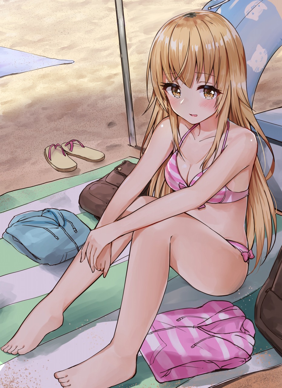 1girl bare_legs bikini breasts cleavage commentary_request from_above highres hood hooded_jacket ienaga_mugi jacket light_brown_eyes light_brown_hair long_hair looking_at_viewer midriff nijisanji parted_lips racchi. sandals sitting smile solo striped striped_bikini swimsuit