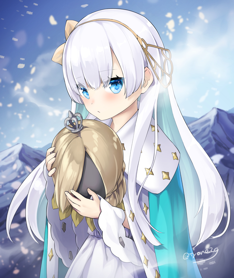 1girl anastasia_(fate/grand_order) bangs blue_cloak blue_eyes blue_sky brown_hairband brown_ribbon cloak commentary crown dress eyebrows_visible_through_hair fate/grand_order fate_(series) fingernails hair_ribbon hairband light_brown_hair long_hair looking_at_viewer mini_crown mountain outdoors ribbon silver_hair sky snowing solo twitter_username tyone upper_body very_long_hair white_dress