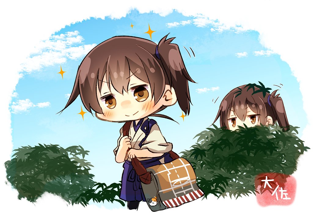 &gt;:) artist_name bag black_legwear brown_eyes brown_hair bush chibi dual_persona hiding japanese_clothes kaga_(kantai_collection) kantai_collection long_hair looking_at_viewer one_side_up outdoors side_ponytail sparkle taisa_(kari) tasuki thigh-highs