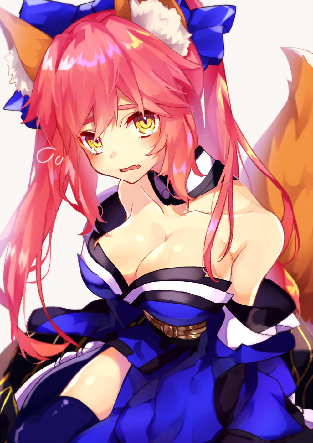 1girl animal_ears bare_shoulders blue_bow blue_legwear blush bow breasts choker cleavage detached_sleeves eyebrows fang fate/extra fate_(series) fox_ears fox_tail fujikiri_yana gradient gradient_background grey_background hair_bow highres long_hair looking_at_viewer medium_breasts open_mouth pink_hair solo tail tamamo_(fate)_(all) tamamo_no_mae_(fate) tears thigh-highs twintails yellow_eyes