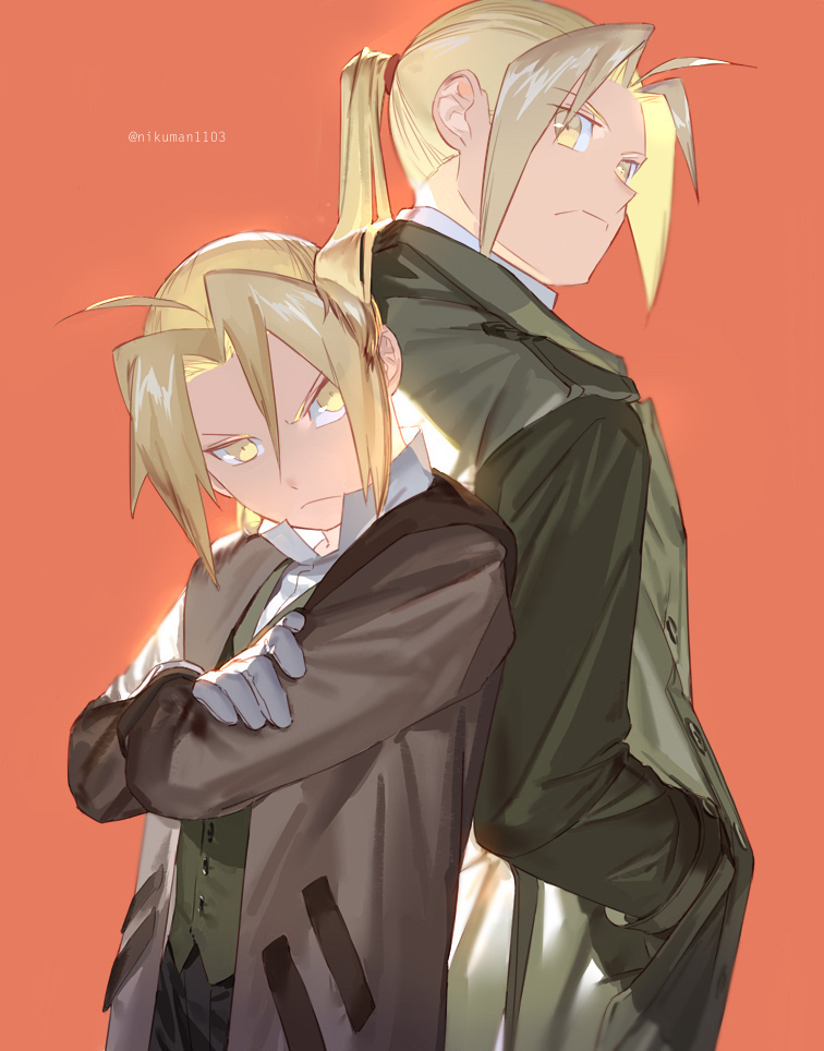 2boys ahoge bangs blonde_hair closed_mouth coat collared_shirt commentary crossed_arms dual_persona edward_elric english_commentary frown fullmetal_alchemist gloves green_coat green_vest hands_in_pockets holy_pumpkin long_hair looking_at_viewer looking_back male_focus multiple_boys open_clothes open_coat orange_background parted_bangs ponytail popped_collar shirt simple_background twitter_username vest white_gloves yellow_eyes