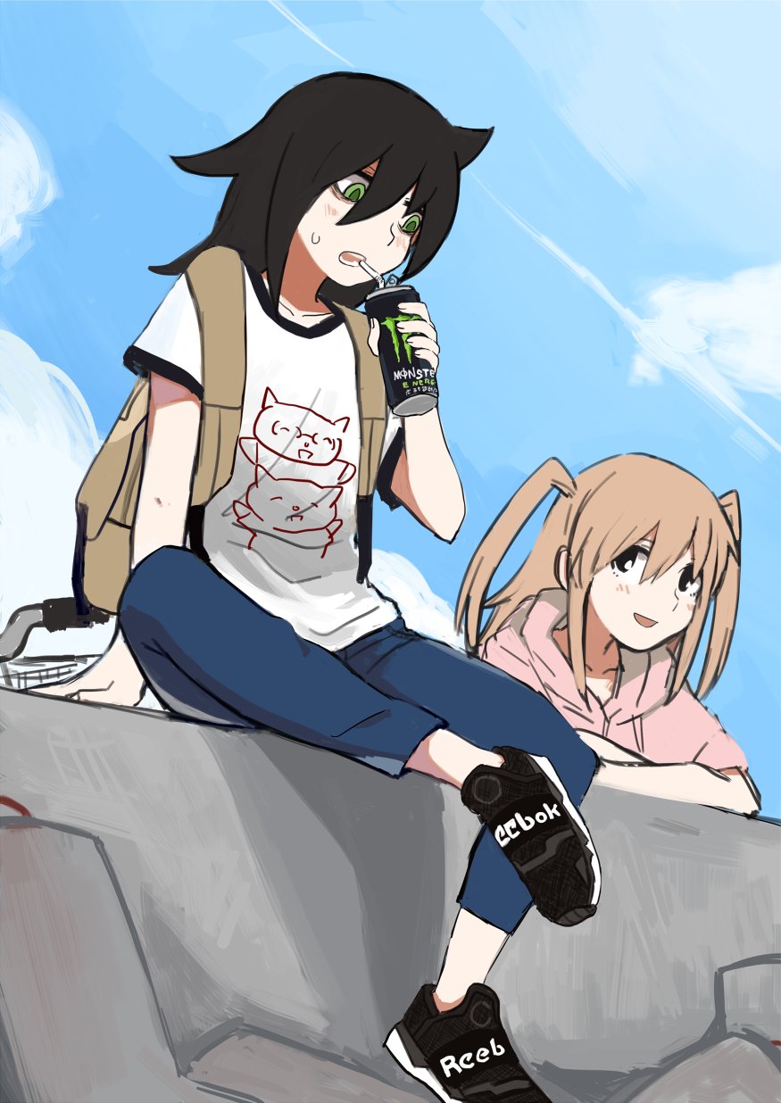 backpack bag black_footwear black_hair blonde_hair blue_sky blush can casual chikiso clouds commentary_request drinking_straw green_eyes highres holding holding_can kuroki_tomoko long_hair looking_at_another monster_energy nemoto_hina open_mouth shirt short_sleeves sitting sky smile sweatdrop two_side_up watashi_ga_motenai_no_wa_dou_kangaetemo_omaera_ga_warui! white_shirt