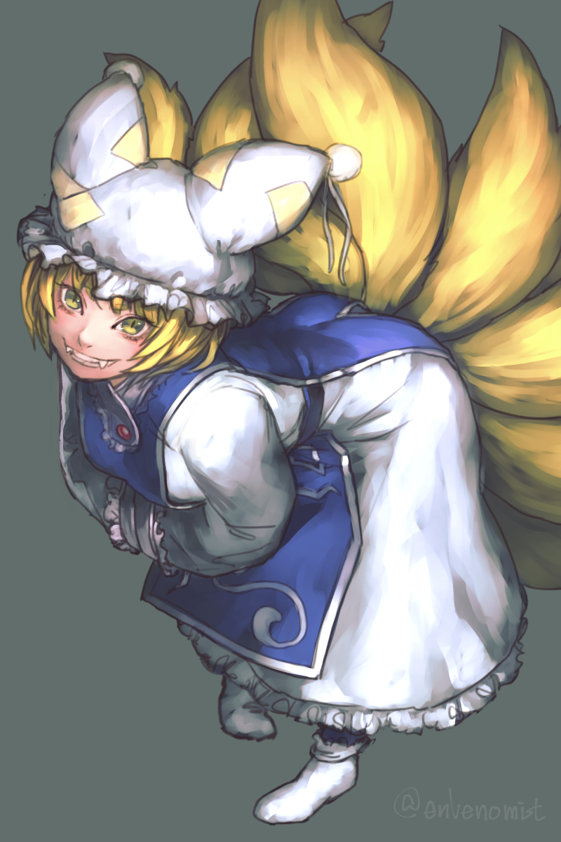 1girl ankle_cuffs bangs bent_over blonde_hair blush commentary_request dress eyelashes fangs_out fox_tail frilled_dress frilled_hat frilled_sleeves frills full_body gengoroumaru_(ambidextrous) grey_background grin hands_together hat highres light long_sleeves looking_at_viewer multiple_tails outline pillow_hat shiny shiny_hair short_hair simple_background slit_pupils smile solo tabard tabi tail teeth touhou tsurime twitter_username white_dress white_legwear yakumo_ran yellow_eyes