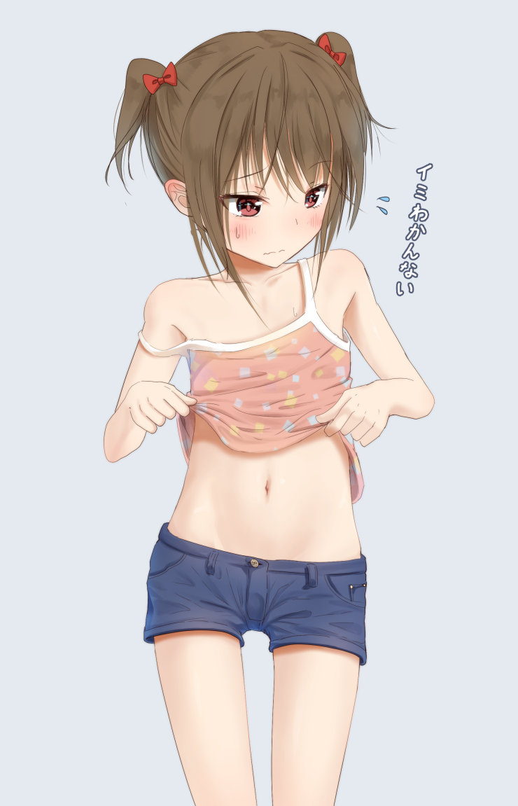 1girl bangs bare_arms bare_shoulders blue_shorts blush bow brown_camisole brown_hair camisole camisole_lift closed_mouth commentary_request eyebrows_visible_through_hair flying_sweatdrops grey_background hair_between_eyes hair_bow lifted_by_self midriff navel original red_bow red_eyes sakazakinchan short_shorts shorts sidelocks simple_background solo sweat translated twintails wavy_mouth