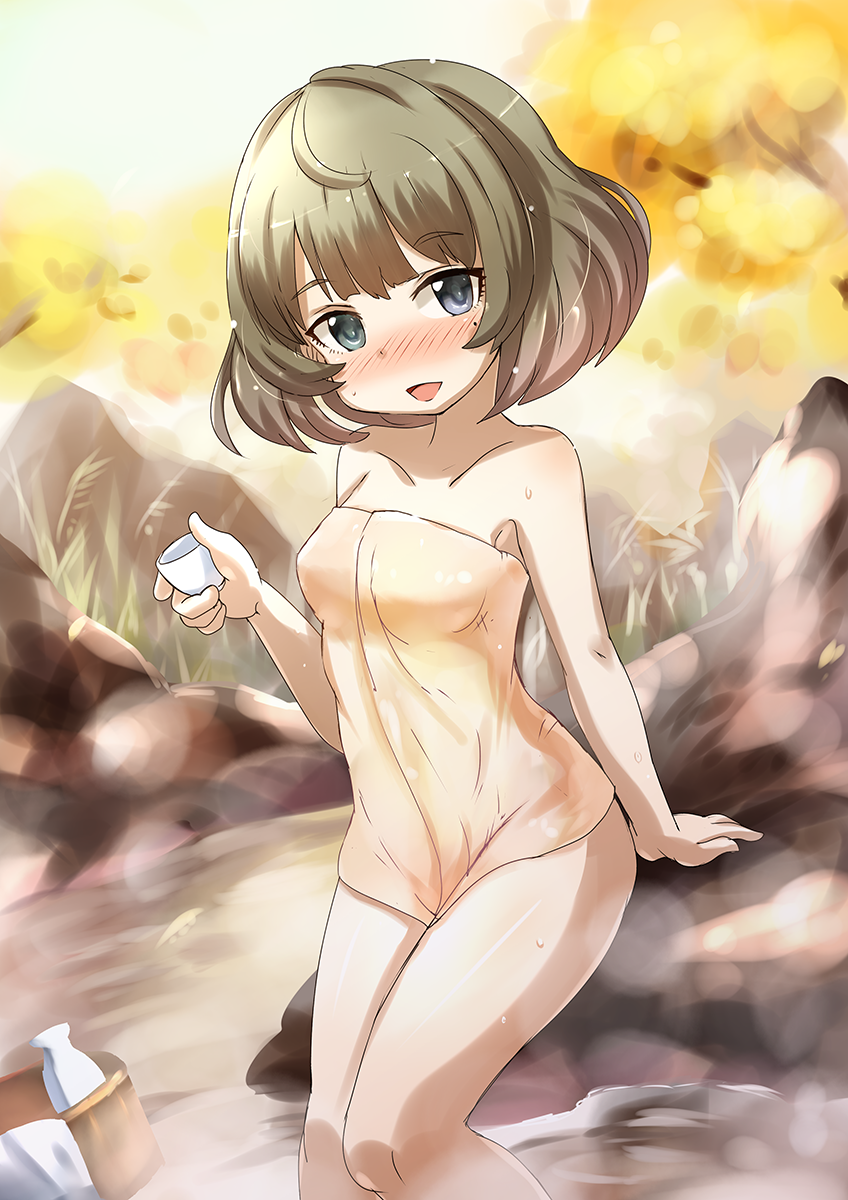 1girl :d arm_behind_back arm_support bangs bare_arms bare_shoulders basket blue_eyes blush breasts collarbone cup day eyebrows eyebrows_visible_through_hair eyelashes facing_away green_eyes hayasaka_(neoneet) heterochromia highres holding holding_cup idolmaster idolmaster_cinderella_girls light_brown_hair looking_at_viewer medium_breasts mole mole_under_eye naked_towel nose_blush onsen open_mouth outdoors rock short_hair sitting smile solo takagaki_kaede tongue towel tree water wet