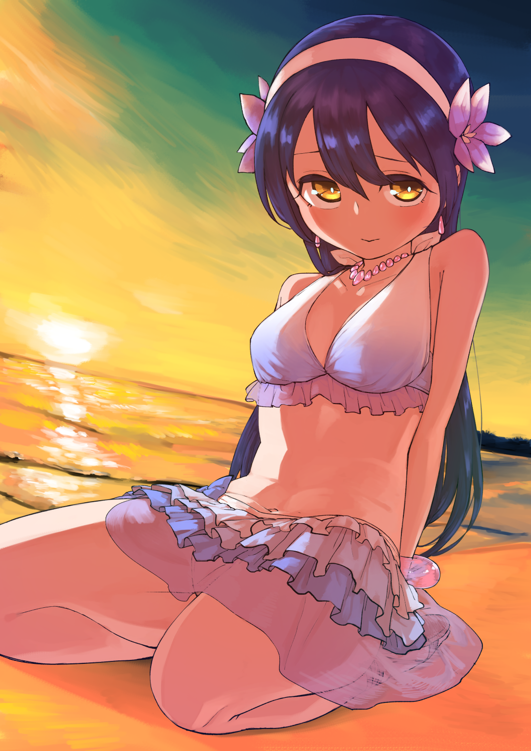 1girl :&gt; alternate_costume arm_support arms_behind_back bangs beach bikini bikini_skirt blue_hair bracelet breasts collarbone dutch_angle earrings flower frilled_bikini frills goe_(g-o-e) hair_between_eyes hair_flower hair_ornament head_tilt headband highres horizon jewelry layered_bikini leaning_back light_smile long_hair looking_at_viewer love_live! love_live!_school_idol_project medium_breasts navel necklace ocean on_ground outdoors sand sandals seiza sitting solo sonoda_umi sunset swimsuit tareme very_long_hair white_bikini yellow_eyes