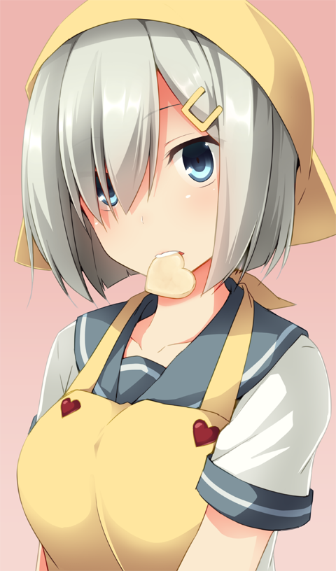 1girl apron blue_eyes blue_sailor_collar cookie food hair_ornament hair_over_one_eye hairclip hamakaze_(kantai_collection) head_scarf heart kantai_collection looking_at_viewer mouth_hold nagami_yuu pink_background sailor_collar school_uniform serafuku shirt short_hair short_sleeves solo upper_body white_shirt yellow_apron