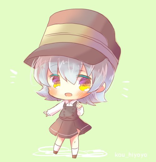 1girl arare_(kantai_collection) chibi dress full_body green_background grey_hair hat kantai_collection kouu_hiyoyo looking_at_viewer orange_eyes pinafore_dress remodel_(kantai_collection) short_hair simple_background solo standing