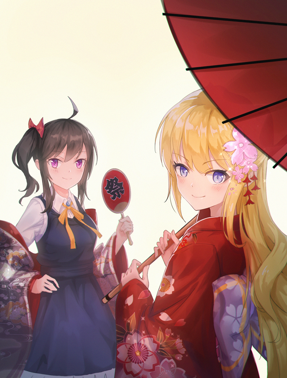 2girls black_hair blonde_hair blue_eyes blush bow breasts cha_(pixiv12794171) closed_mouth dress eyebrows_visible_through_hair fan flower hair_bow hair_flower hair_ornament highres holding holding_umbrella japanese_clothes kimono large_breasts long_hair looking_at_viewer multiple_girls oriental_umbrella original red_bow short_hair short_ponytail side_ponytail smile umbrella violet_eyes
