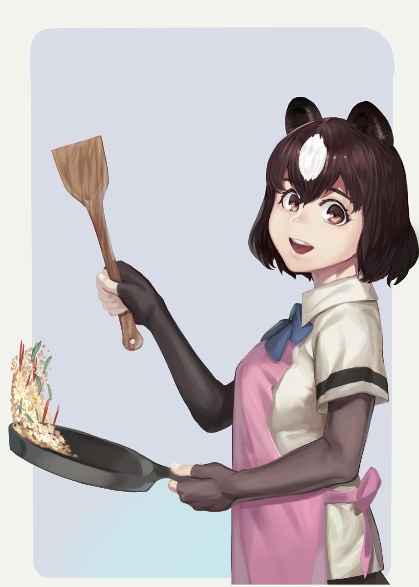 1girl :d animal_ears apron bangs bear_ears bear_girl black_gloves blue_neckwear bob_cut bow bowtie breasts brown_bear_(kemono_friends) brown_eyes brown_hair cinko17817 collared_shirt cooking elbow_gloves eyelashes fingerless_gloves food fried_rice from_side gloves grey_background hair_between_eyes hands_up happy highres holding holding_frying_pan holding_spatula kemono_friends looking_at_viewer looking_to_the_side medium_breasts multicolored_hair open_mouth outside_border parted_bangs pink_apron raised_eyebrows shirt short_hair short_sleeves simple_background smile solo standing two-tone_hair upper_body wavy_hair white_border white_hair white_shirt wing_collar