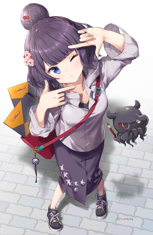 1girl alternate_costume bag bangs black_hair blunt_bangs calligraphy_brush casual collarbone commentary_request fate/grand_order fate_(series) finger_frame full_body gesture hair_bun hair_ornament holding holding_paintbrush katsushika_hokusai_(fate/grand_order) looking_at_viewer octopus one_eye_closed paintbrush shoes short_hair sneakers solo standing tyone violet_eyes