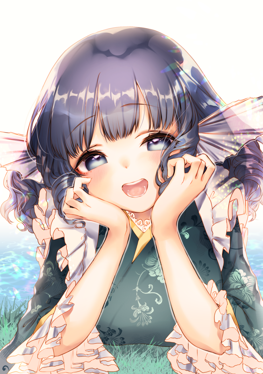 1girl bangs blue_eyes blue_hair breast_rest breasts day drill_hair elbow_rest eyebrows_visible_through_hair eyelashes floral_print frilled_sleeves frills grass green_kimono head_fins head_in_hand head_rest head_tilt highres japanese_clothes kimono lake looking_at_viewer mermaid mokokiyo_(asaddr) monster_girl open_mouth outdoors shiny shiny_hair sleeves_past_elbows solo touhou upper_body upper_teeth wakasagihime