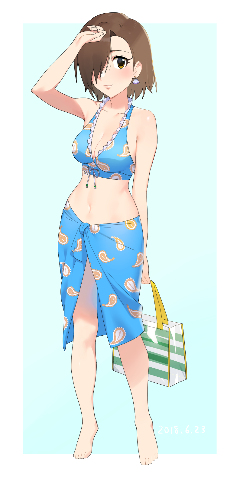 1girl bag barefoot bikini blue_bikini breasts brown_hair frilled_bikini_top full_body hair_over_one_eye highres idolmaster idolmaster_cinderella_girls looking_at_viewer medium_breasts mizuki_seira navel onao sarong shell_earrings short_hair smile solo standing swimsuit yellow_eyes