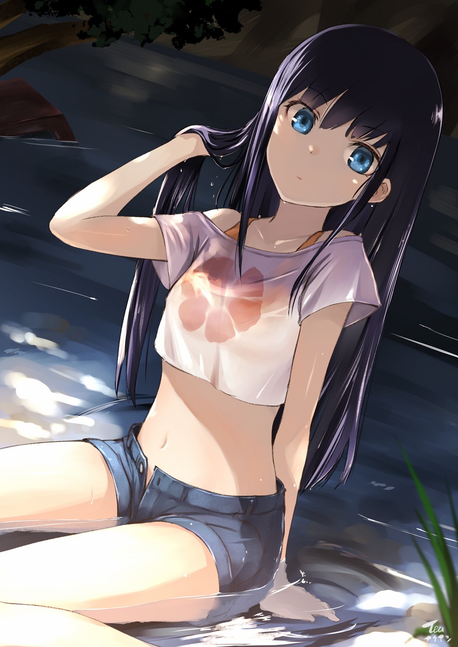 1girl artist_name bangs black_hair blue_eyes bra_strap commentary_request crop_top denim denim_shorts floral_print hand_in_hair highres in_water long_hair looking_at_viewer midriff navel original outdoors print_shirt shirt shorts sitting sitting_on_water solo tea_(nakenashi) unbuttoned water wet wet_hair white_shirt