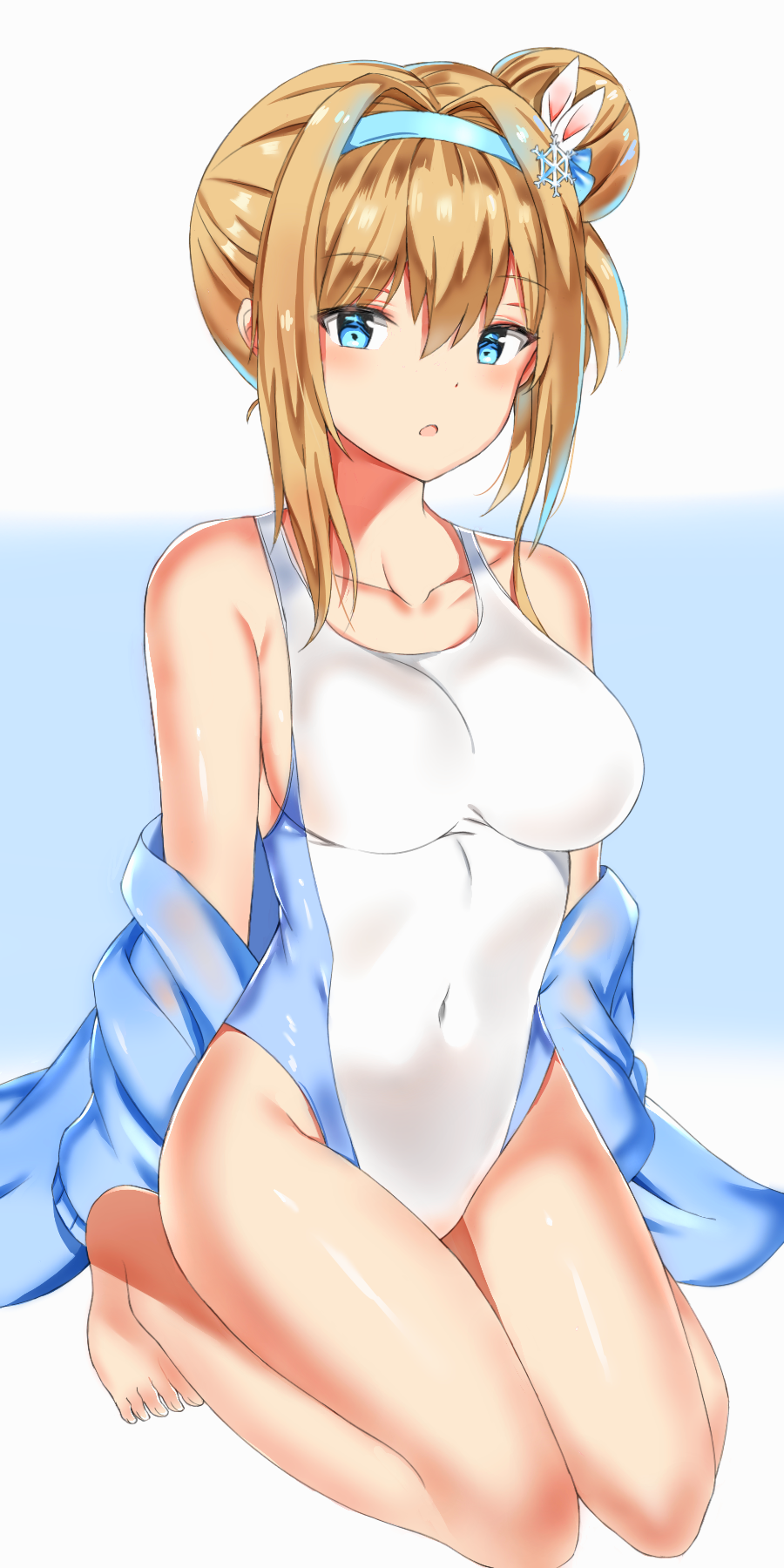 1girl alternate_costume armpit_crease bad_id bad_pixiv_id bangs blonde_hair blue_eyes blush breasts collarbone commentary_request competition_swimsuit covered_navel eyebrows_visible_through_hair farys_(afopahqfw) girls_frontline groin hair_between_eyes hair_ornament hairband highres kneeling long_hair looking_at_viewer medium_breasts off_shoulder one-piece_swimsuit open_mouth shiny shiny_skin sideboob sidelocks snowflake_hair_ornament solo suomi_kp31_(girls_frontline) swimsuit thighs