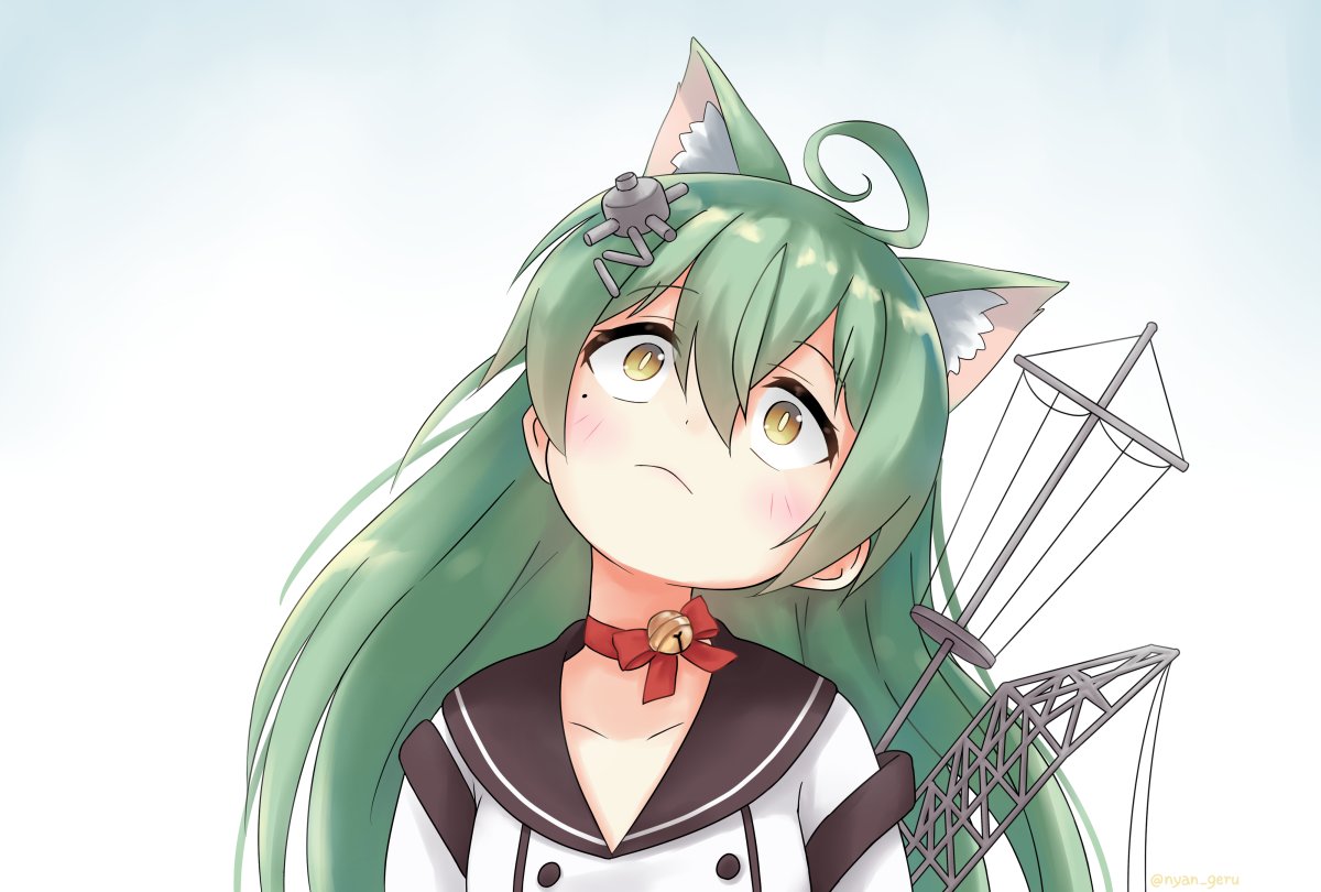 1girl ahoge akashi_(azur_lane) animal_ears azur_lane bell bell_choker blush cat_ears choker closed_mouth collarbone eyebrows_visible_through_hair geru_nyan green_hair hair_between_eyes hair_ornament head_tilt install! long_hair looking_away mole mole_under_eye red_choker solo twitter_username yellow_eyes