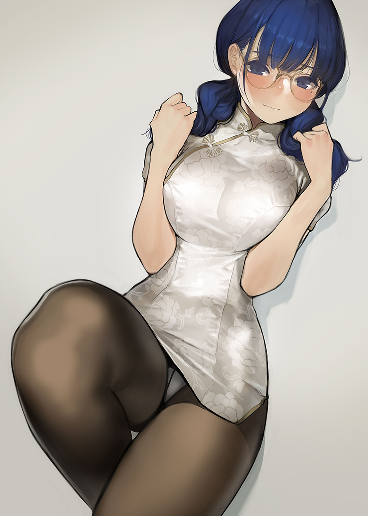1girl bangs black_legwear blue_hair blush breast_press breasts china_dress chinese_clothes closed_mouth commentary_request cowboy_shot crotch_seam dress eyebrows_visible_through_hair floral_print hair_between_eyes knee_up large_breasts lips long_hair looking_at_viewer low_twintails lying mole mole_under_eye on_back original pantyhose short_sleeves simple_background solo thighband_pantyhose turtleneck twintails white_dress yomu_(sgt_epper)