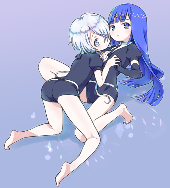 2others amimi androgynous barefoot blue_eyes blue_hair elbow_gloves eyebrows_visible_through_hair gem_uniform_(houseki_no_kuni) ghost_quartz_(houseki_no_kuni) gloves hair_over_one_eye hand_holding hime_cut houseki_no_kuni lapis_lazuli_(houseki_no_kuni) long_hair looking_at_viewer multiple_others necktie short_hair silver_hair smile white_eyes white_hair