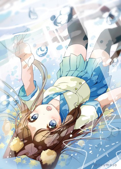 1girl air_bubble animal_ears bad_hands bangs black_legwear blue_eyes blue_sailor_collar blue_skirt blurry blurry_background blush brown_hair bubble cat_ears cat_girl cat_tail commentary_request depth_of_field eyebrows_visible_through_hair fang long_hair looking_at_viewer open_mouth original outstretched_arm parted_bangs pleated_skirt rougetsu sailor_collar shirt short_sleeves skirt solo tail thigh-highs underwater very_long_hair white_shirt