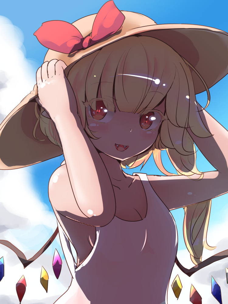 1girl :d adda alternate_headwear bangs bare_arms bare_shoulders blonde_hair blue_sky bow breasts cleavage clouds collarbone colored_eyelashes commentary_request crystal day eyebrows_visible_through_hair fangs flandre_scarlet hands_on_headwear hands_up hat hat_bow long_hair looking_at_viewer medium_breasts one_side_up open_mouth red_bow red_eyes shiny shiny_hair shiny_skin sideboob sky smile solo sun_hat tank_top touhou upper_body white_tank_top wings