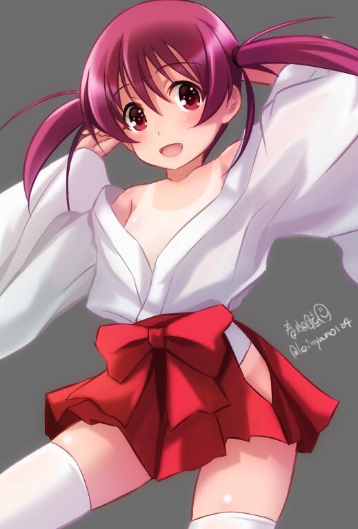 1girl arms_behind_head arms_up artist_name bangs commentary_request eyebrows_visible_through_hair flat_chest grey_background hakama_skirt haruhata_mutsuki japanese_clothes looking_at_viewer miko miniskirt one-piece_tan open_clothes open_mouth open_shirt red_eyes redhead saki short_hair signature simple_background skirt smile solo standing tan tanline twintails twitter_username usuzumi_hatsumi white_legwear