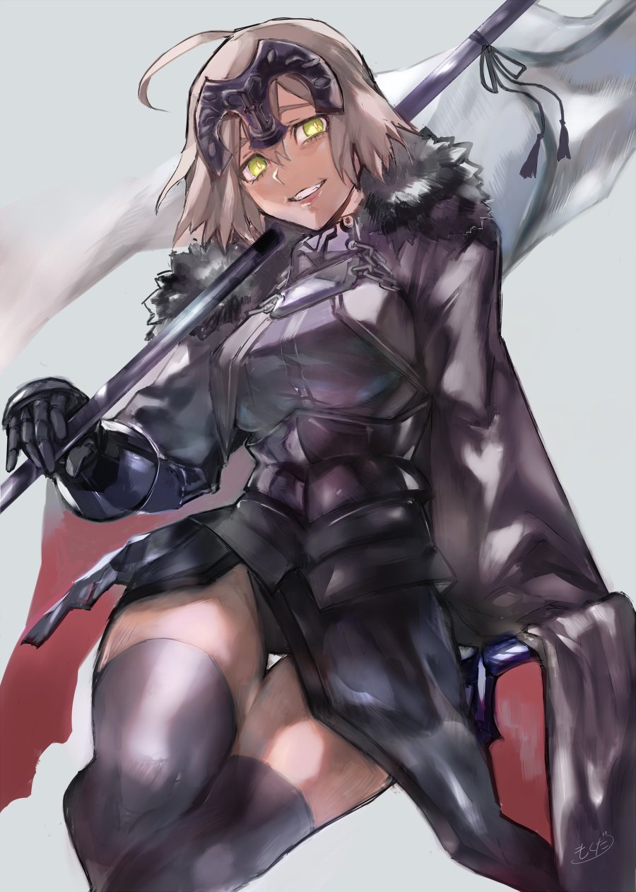 1girl ahoge armor armored_dress black_dress breasts cape chains clenched_teeth commentary_request dress fate/grand_order fate_(series) faulds flag fur_cape fur_trim gauntlets grey_background headpiece highres holding holding_flag jeanne_d'arc_(alter)_(fate) jeanne_d'arc_(fate)_(all) mocda3 silver_hair sitting smile teeth thigh-highs thighs yellow_eyes