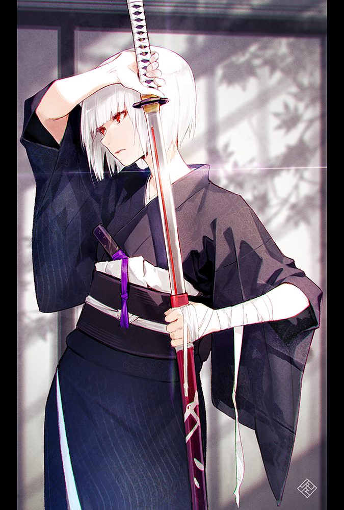 1girl bangs blunt_bangs fuyuno_yuuki glint holding holding_sword holding_weapon japanese_clothes katana kimono looking_to_the_side original red_eyes sash sheath short_hair solo standing sword unsheathing weapon white_hair