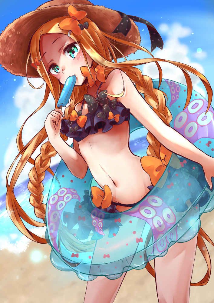 1girl abigail_williams_(fate/grand_order) bangs bare_arms bare_shoulders beach bikini black_bikini black_bow blonde_hair blue_innertube blue_sky blurry blurry_background bow brown_hat clouds commentary_request day depth_of_field fate/grand_order fate_(series) food forehead green_eyes hair_bow hair_ornament hairclip hat holding holding_food holding_innertube innertube long_hair mumu_yu_mu navel orange_bow outdoors parted_bangs polka_dot polka_dot_bow popsicle print_innertube sand sky solo standing sun_hat swimsuit transparent very_long_hair