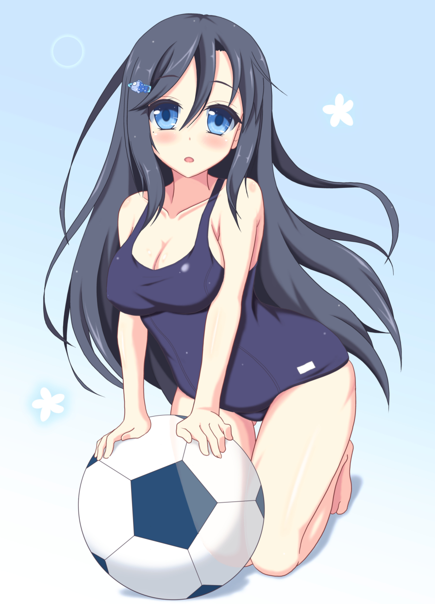 1girl ball barefoot beachball black_hair blue_background blue_eyes blush breasts cleavage collarbone commentary_request eyebrows_visible_through_hair full_body gradient gradient_background hair_between_eyes hair_ornament hairclip highres kneeling long_hair looking_at_viewer medium_breasts mole mole_under_eye school_swimsuit simple_background solo swimsuit takahiko venus_eleven_vivid! very_long_hair