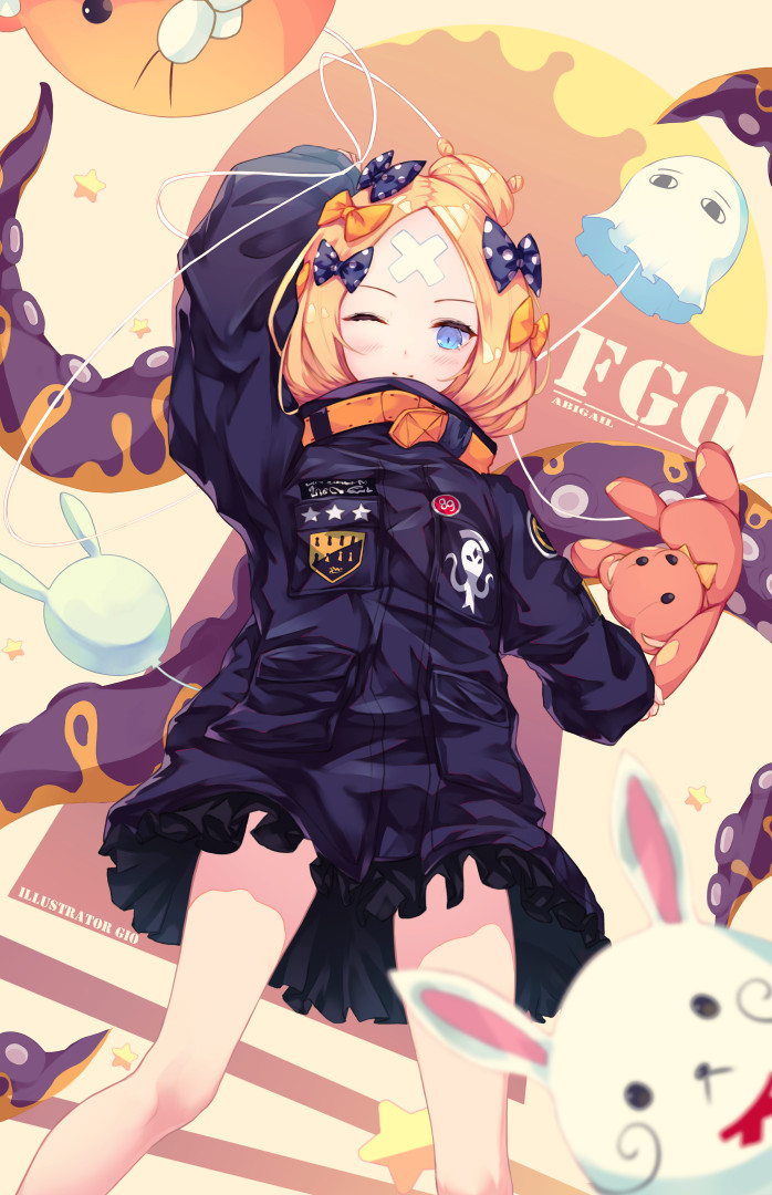 1girl ;) abigail_williams_(fate/grand_order) arm_up balloon bangs black_bow black_jacket blonde_hair blue_eyes blurry blurry_foreground blush bow character_name closed_mouth copyright_name crossed_bandaids depth_of_field fate/grand_order fate_(series) fou_(fate/grand_order) h2o_(dfo) hair_bow hair_bun holding holding_balloon holding_stuffed_animal jacket key long_hair long_sleeves looking_at_viewer medjed one_eye_closed orange_bow parted_bangs polka_dot polka_dot_bow sleeves_past_wrists smile solo standing star stuffed_animal stuffed_toy suction_cups teddy_bear tentacle