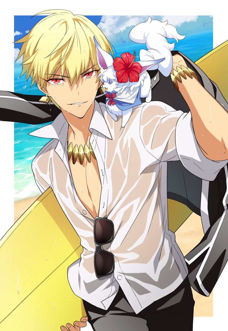 1boy black_pants blonde_hair blue_sky bracelet clouds cloudy_sky collared_shirt commentary_request creature earrings eyewear_removed fate/grand_order fate_(series) flower fou_(fate/grand_order) gilgamesh hair_between_eyes hand_up highres holding jewelry lock lock_earrings looking_at_viewer male_focus natsuko_(bluecandy) pants popped_collar red_eyes red_flower shirt short_sleeves sky smile solo sunglasses surfboard unbuttoned unbuttoned_shirt wet wet_clothes wet_shirt white_shirt